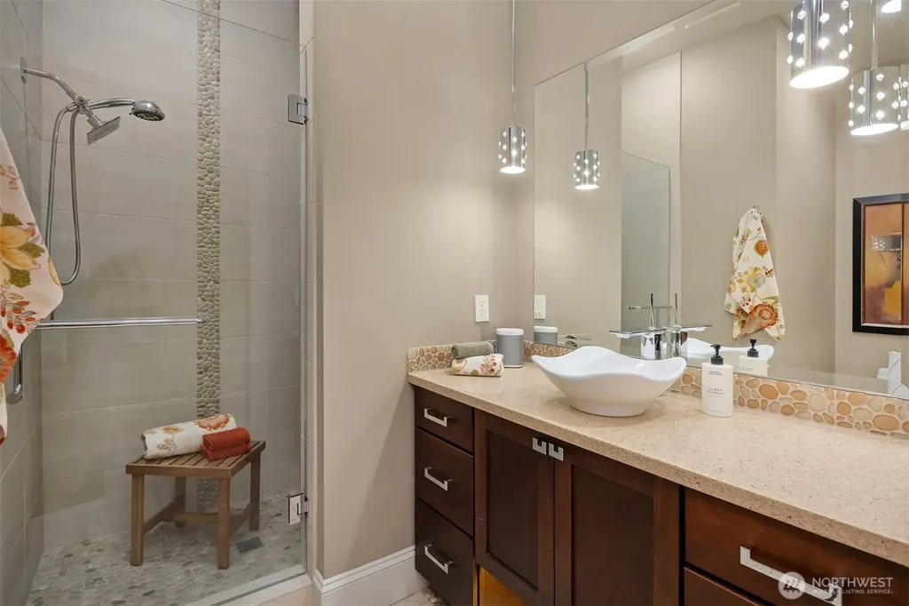 11303 S Dogwood Lane Woodway WA 98020