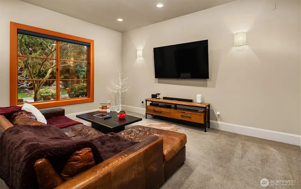 11303 S Dogwood Lane Woodway WA 98020