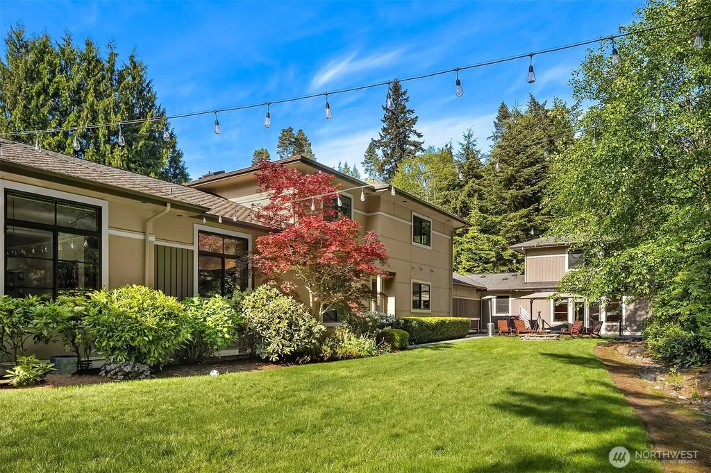 11303 S Dogwood Lane Woodway WA 98020