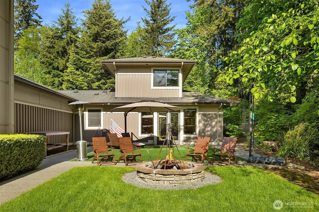 11303 S Dogwood Lane Woodway WA 98020