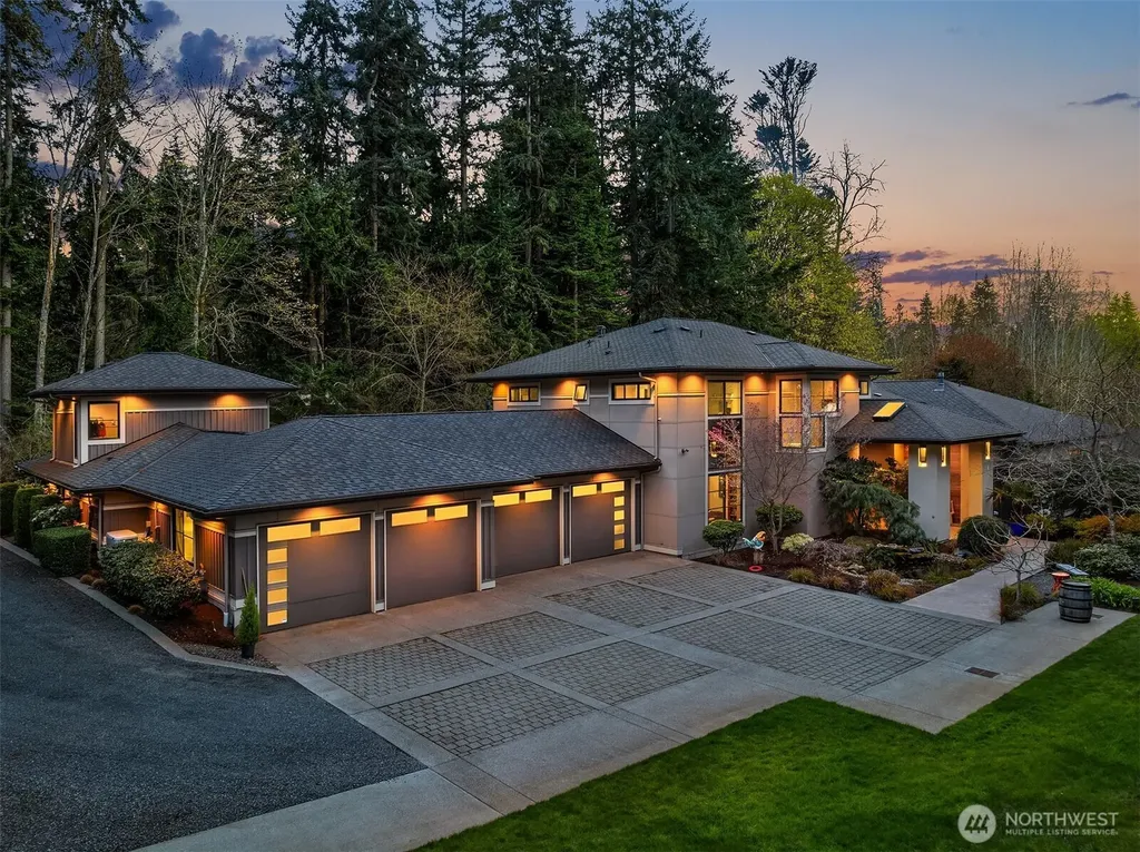 11303 S Dogwood Lane Woodway WA 98020
