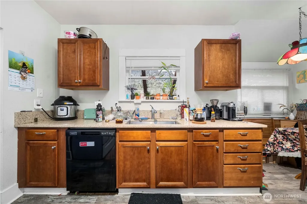 3812 S Thompson Avenue Tacoma WA 98418