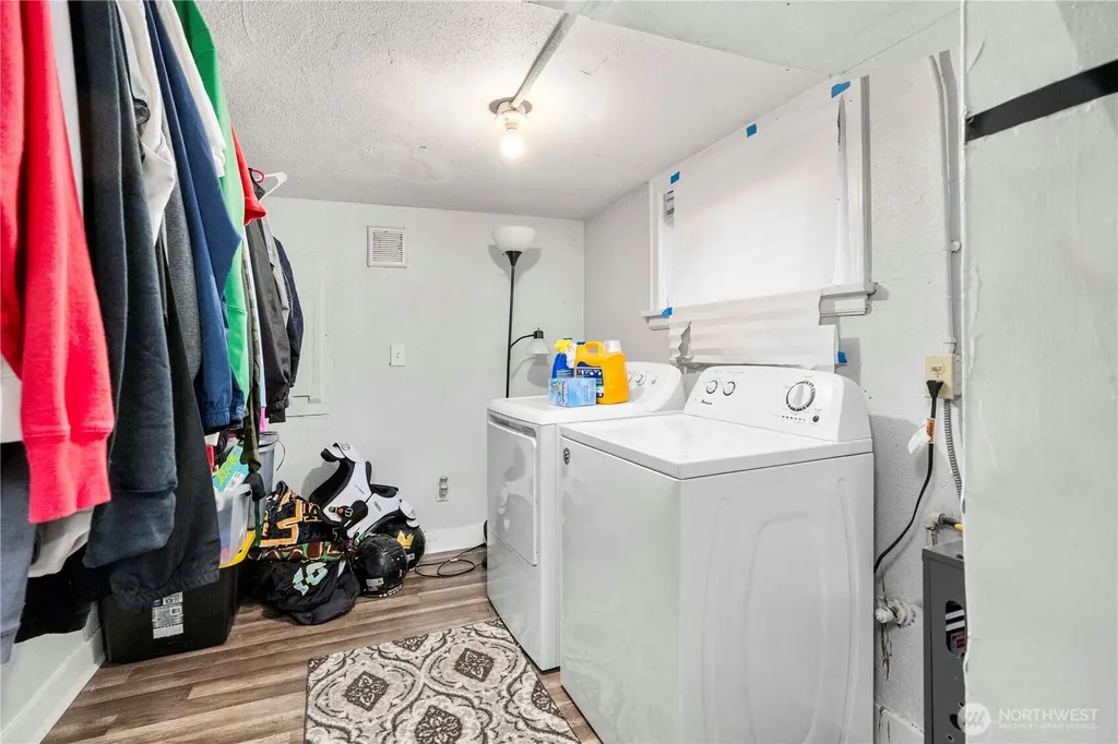 3812 S Thompson Avenue Tacoma WA 98418