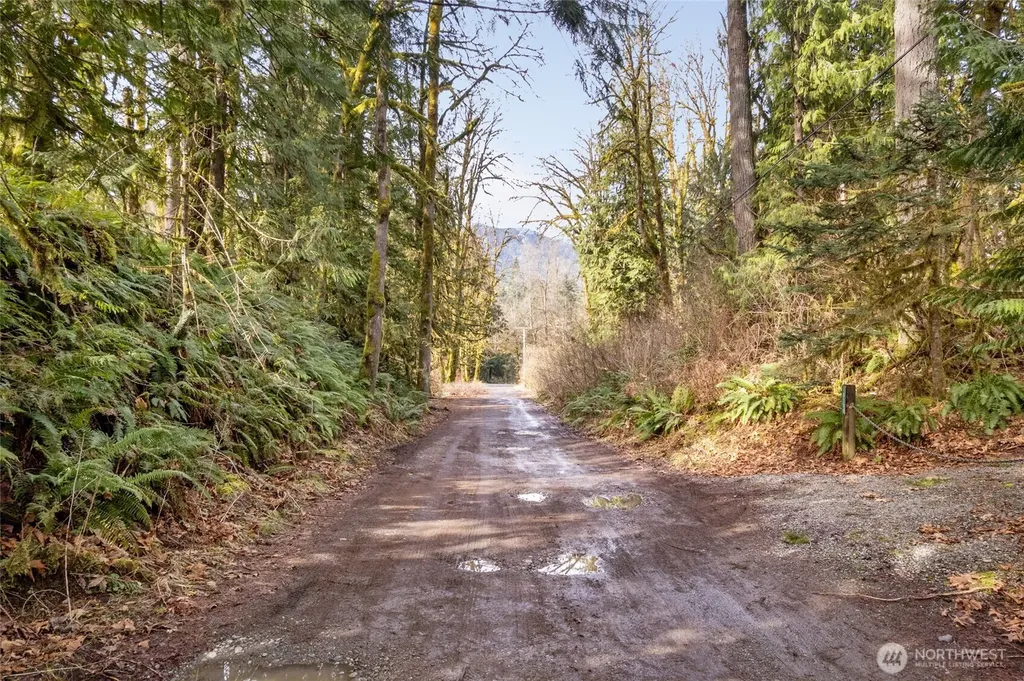 10211 Mt Baker Highway Deming WA 98244