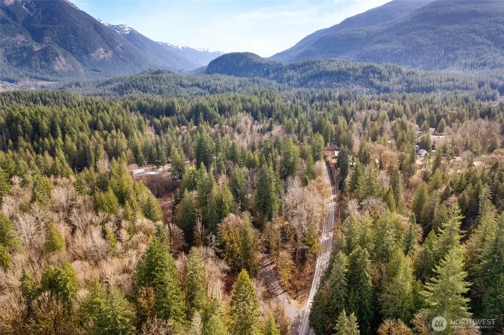 10211 Mt Baker Highway Deming WA 98244