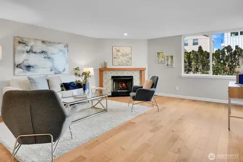 2350 10th Avenue E Seattle WA 98102