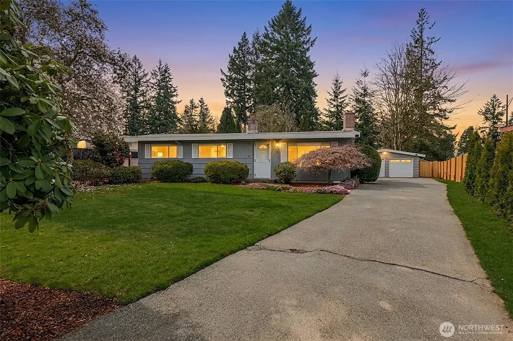 1279 149th Place SE Bellevue WA 98007