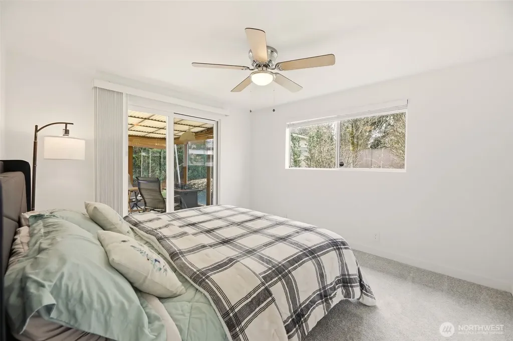 1279 149th Place SE Bellevue WA 98007