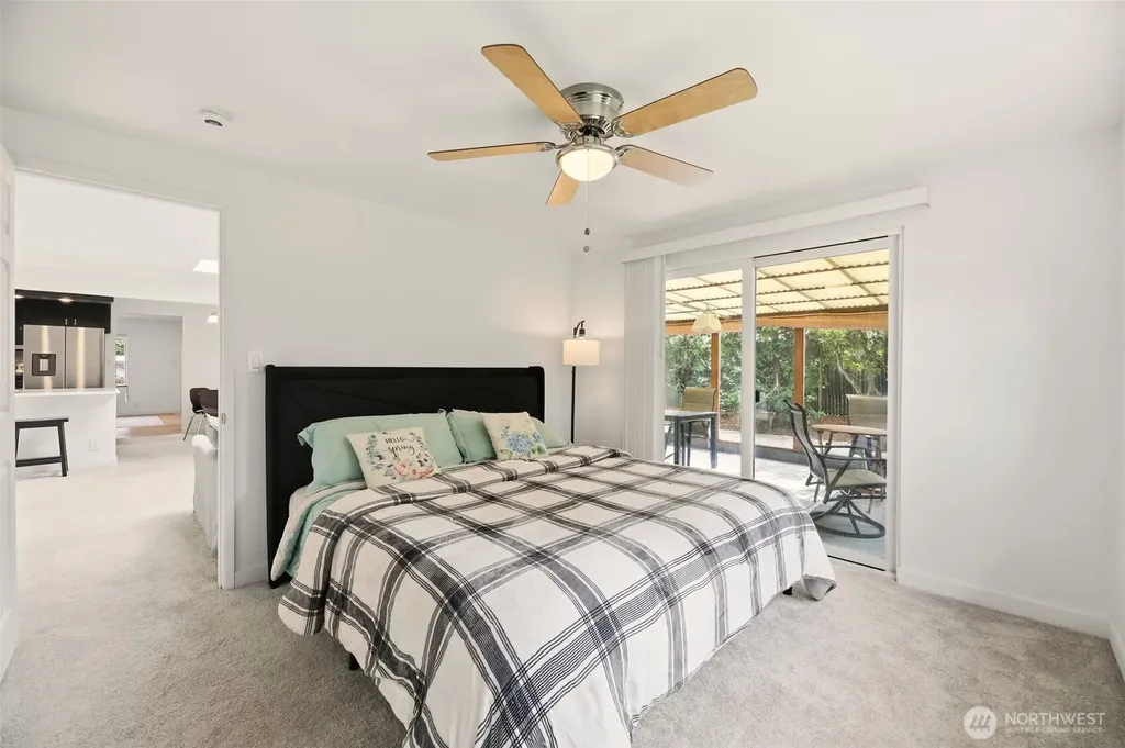 1279 149th Place SE Bellevue WA 98007