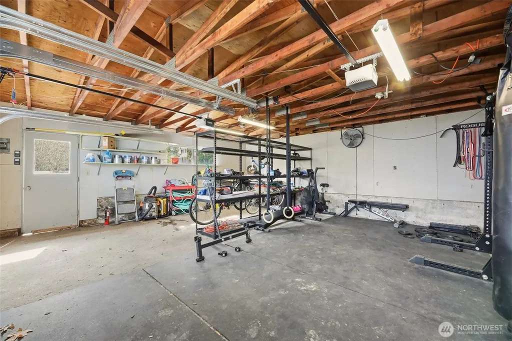 1279 149th Place SE Bellevue WA 98007