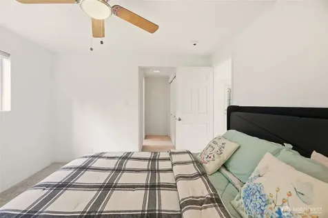 1279 149th Place SE Bellevue WA 98007
