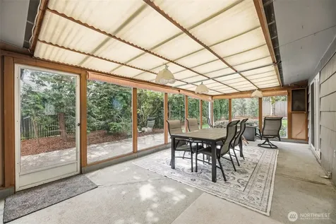 1279 149th Place SE Bellevue WA 98007