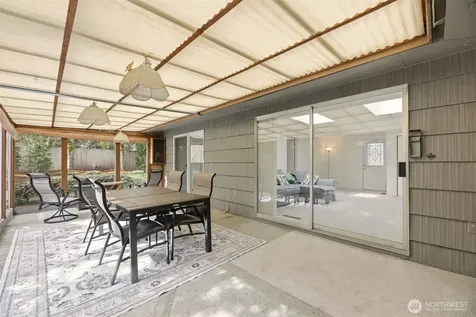 1279 149th Place SE Bellevue WA 98007