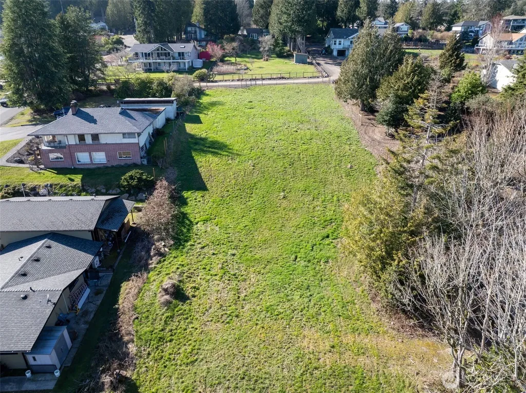 8185 E Seaview Drive Port Orchard WA 98366
