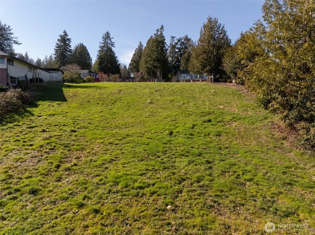 8185 E Seaview Drive Port Orchard WA 98366