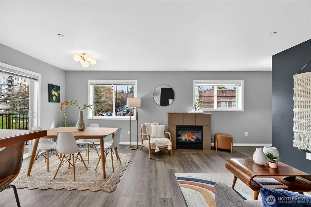 321 E Thomas Street Seattle WA 98102