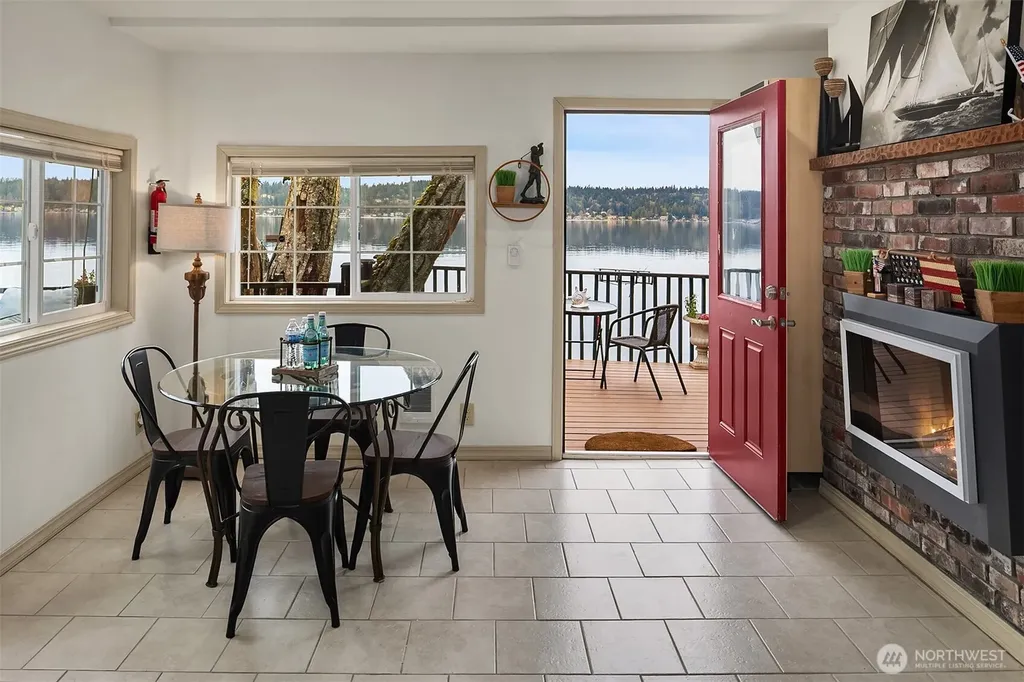 1018 E Lake Sammamish Parkway SE Sammamish WA 98075
