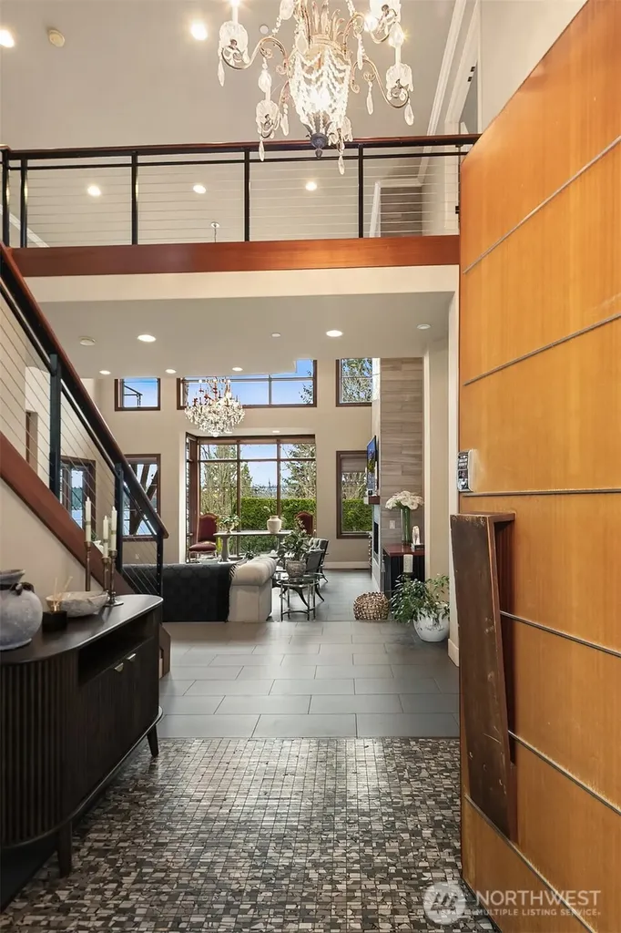 1018 E Lake Sammamish Parkway SE Sammamish WA 98075