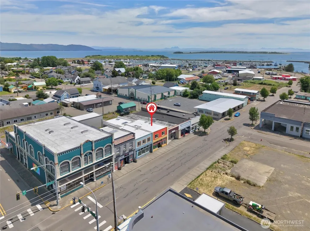 112 1st Avenue S Ilwaco WA 98624