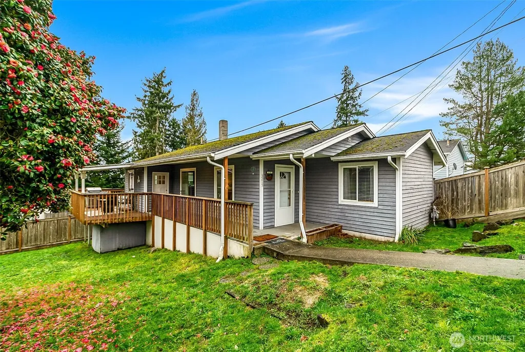 3215 19th Street Everett WA 98201
