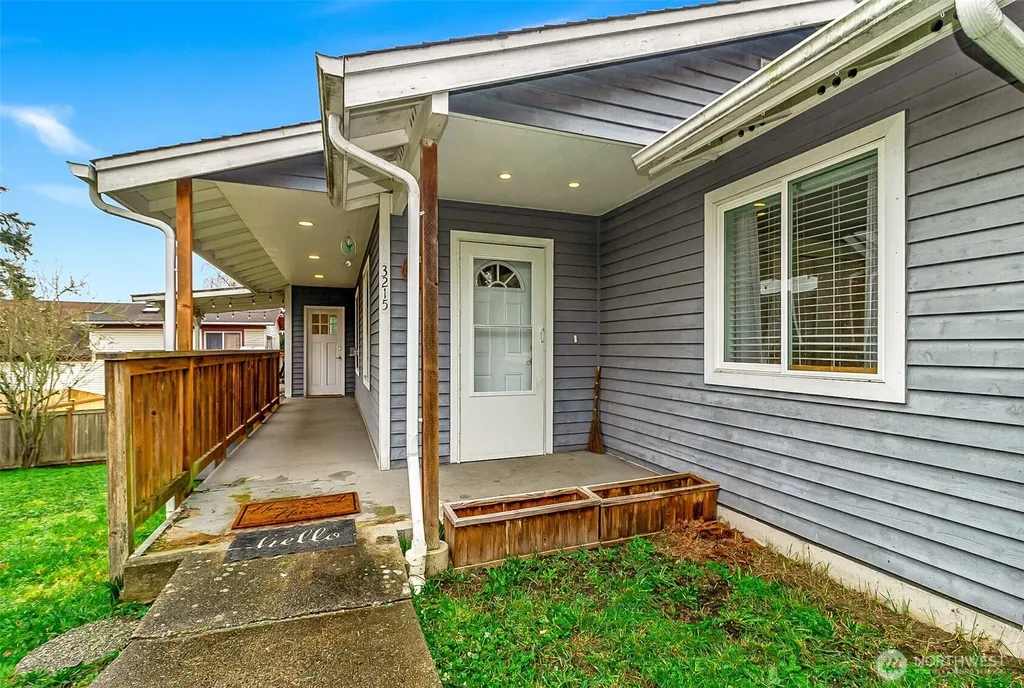 3215 19th Street Everett WA 98201