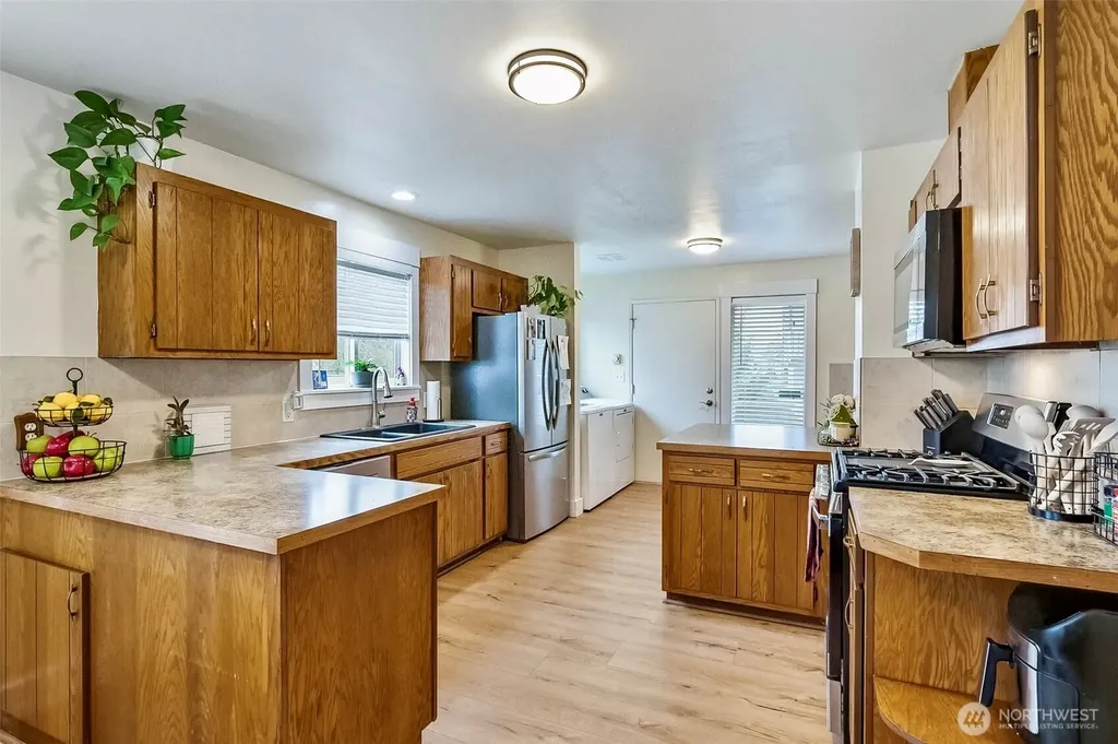 3215 19th Street Everett WA 98201