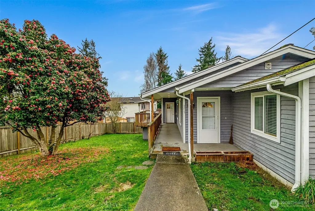 3215 19th Street Everett WA 98201