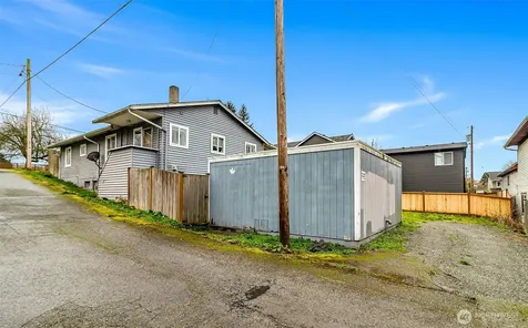 3215 19th Street Everett WA 98201