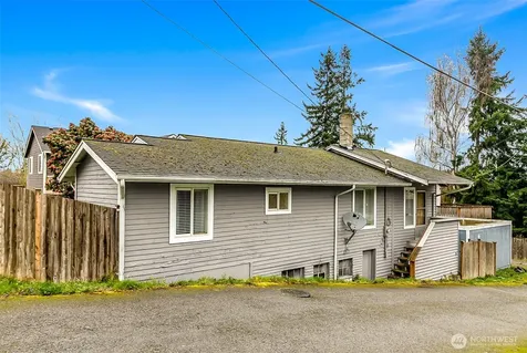 3215 19th Street Everett WA 98201