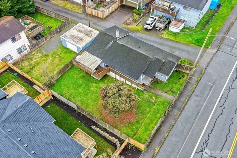 3215 19th Street Everett WA 98201
