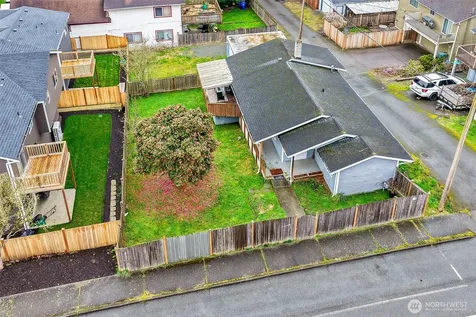 3215 19th Street Everett WA 98201