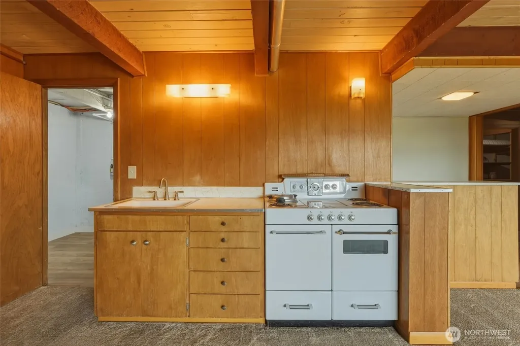 950 SE 12th Street College Place WA 99324
