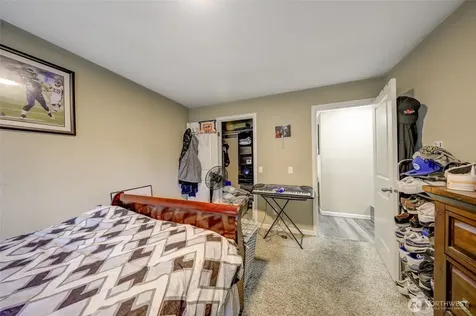 31500 33rd Place SW Federal Way WA 98023