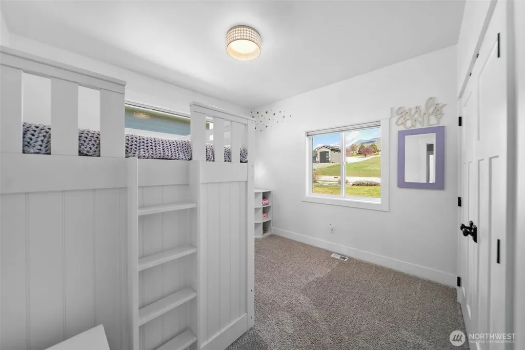 885 Autumn Crest Drive Wenatchee WA 98801