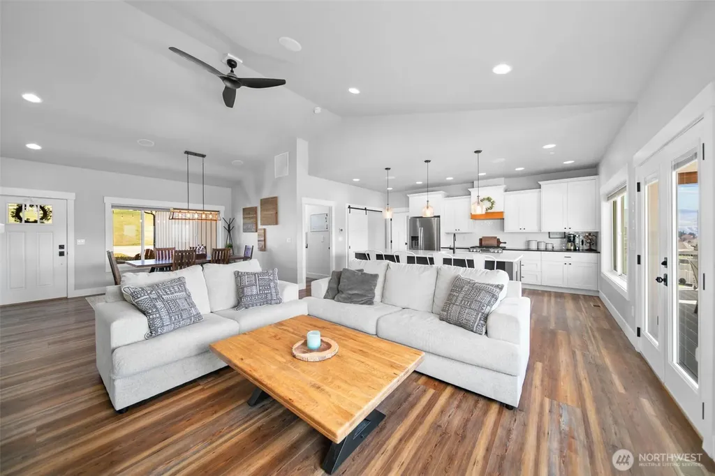 885 Autumn Crest Drive Wenatchee WA 98801