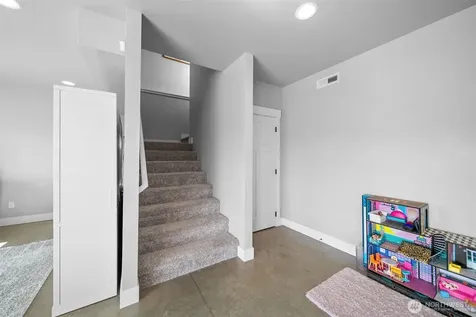 885 Autumn Crest Drive Wenatchee WA 98801