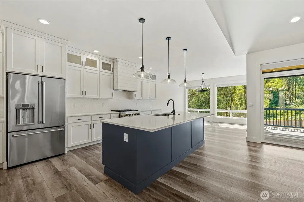 417 274th Street NE Arlington WA 98223