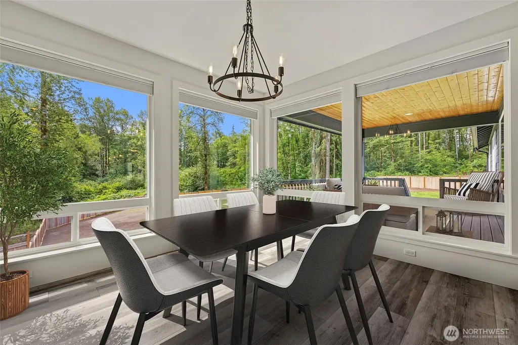 417 274th Street NE Arlington WA 98223