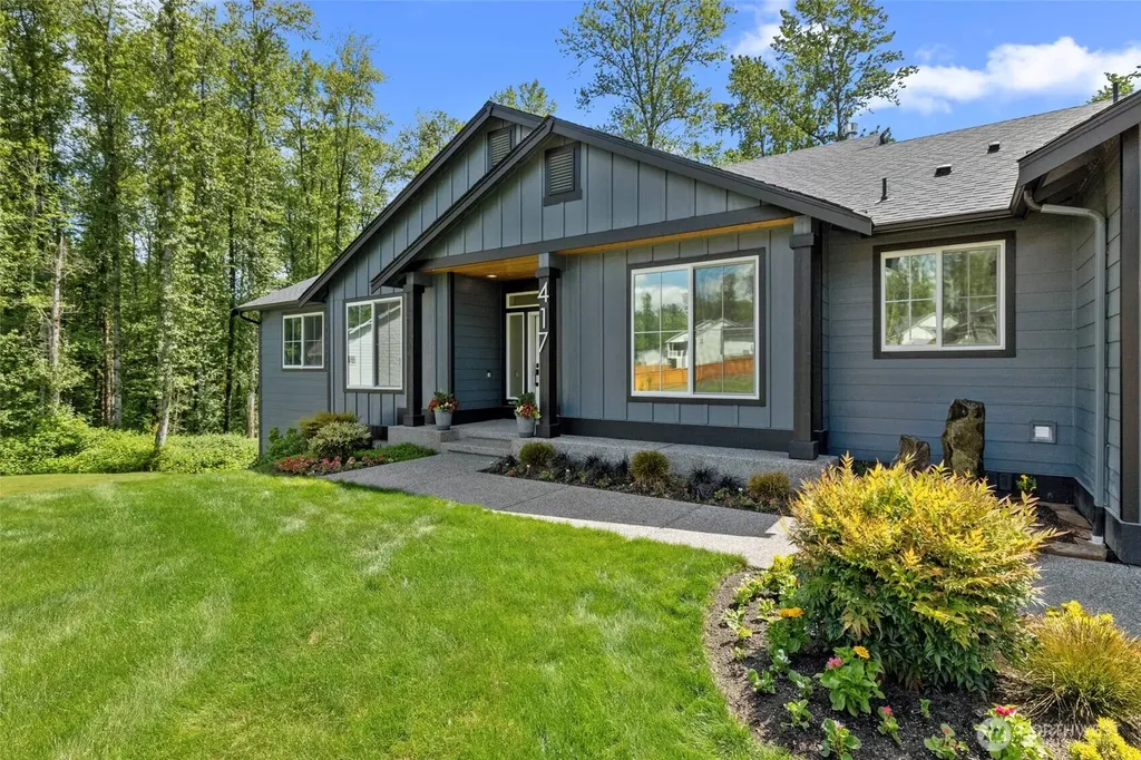 417 274th Street NE Arlington WA 98223