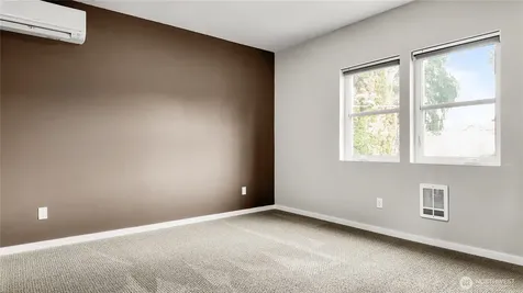 4233 S Lucile Street Seattle WA 98118
