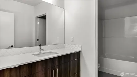 4233 S Lucile Street Seattle WA 98118