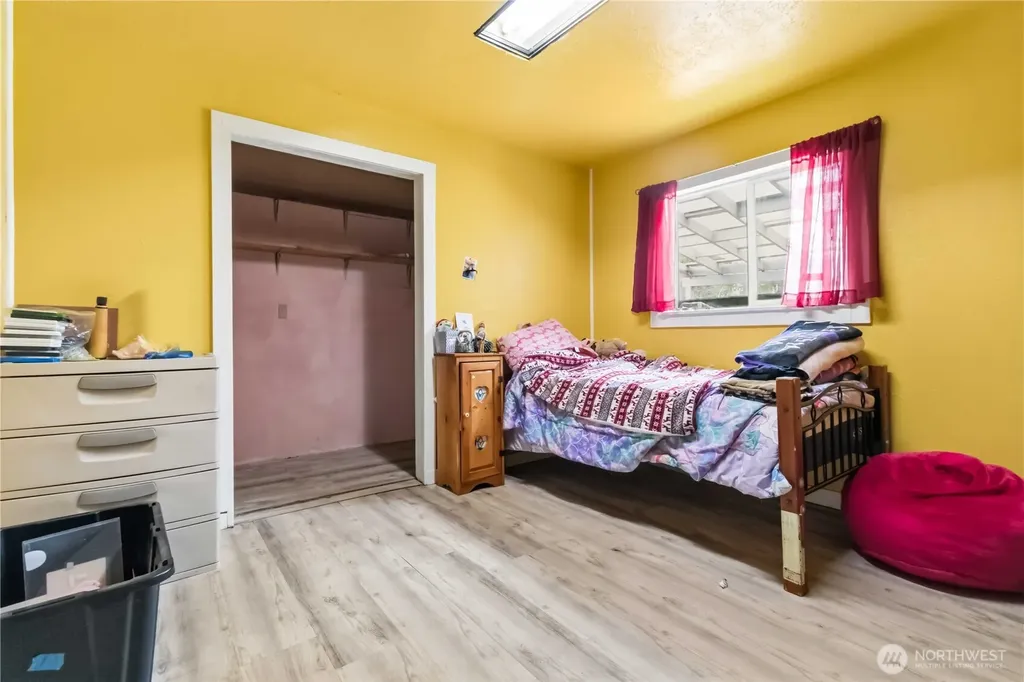 22909 Pacific Way Ocean Park WA 98640