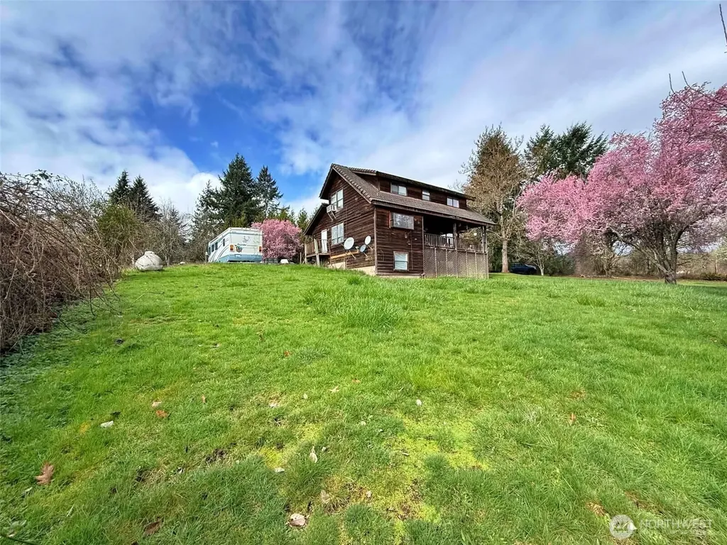 141 Filbert Road Silver Creek WA 98585