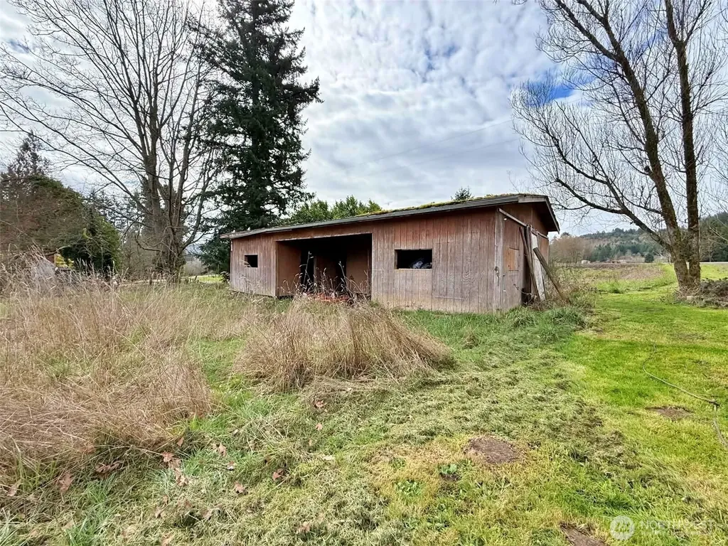 141 Filbert Road Silver Creek WA 98585
