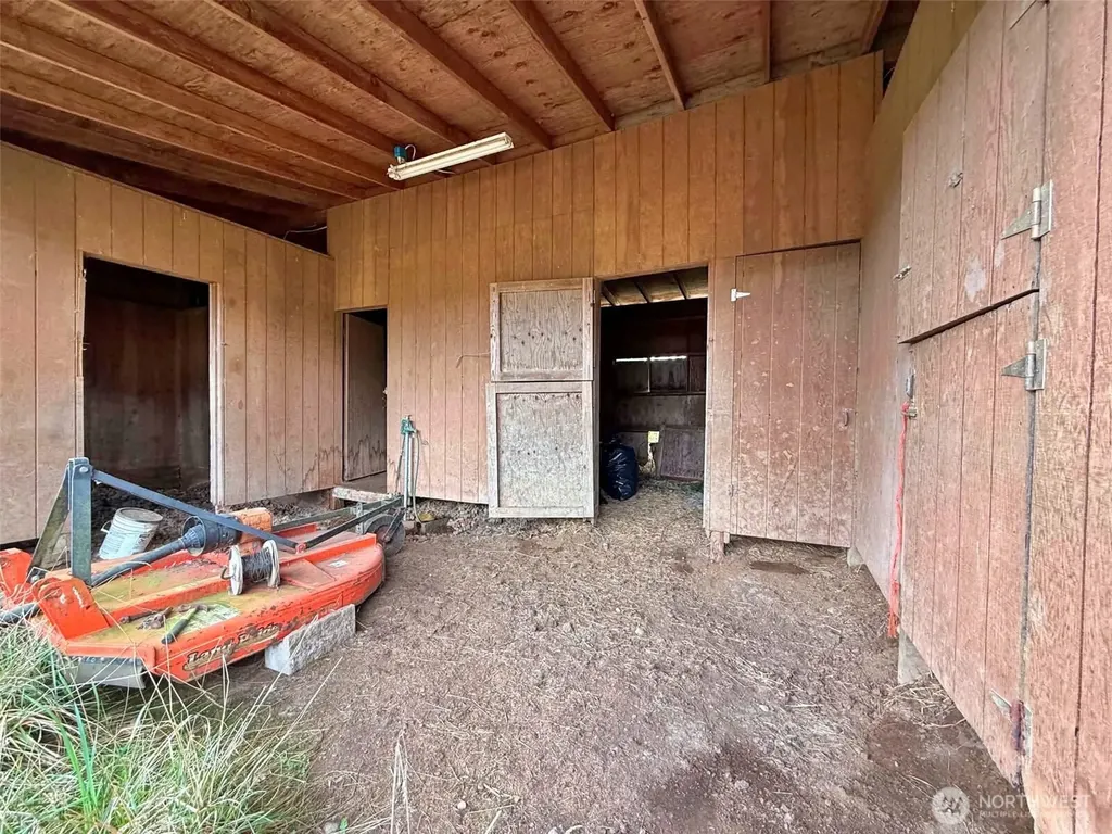 141 Filbert Road Silver Creek WA 98585