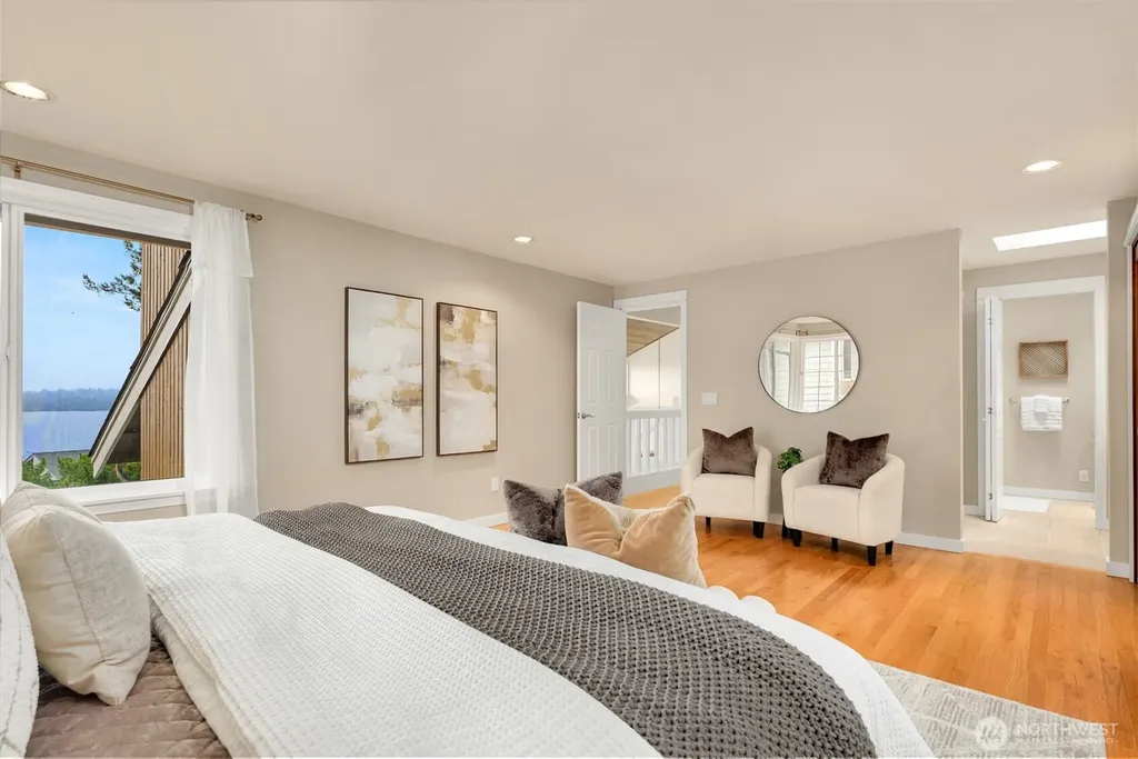 10920 80th Place NE Kirkland WA 98034