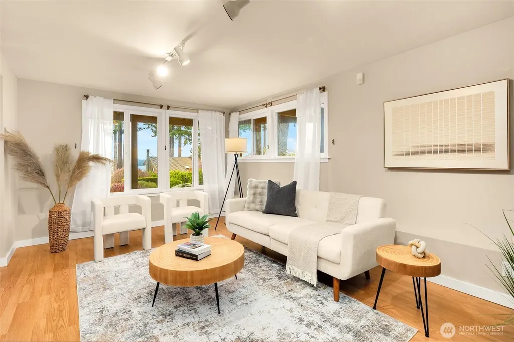 10920 80th Place NE Kirkland WA 98034