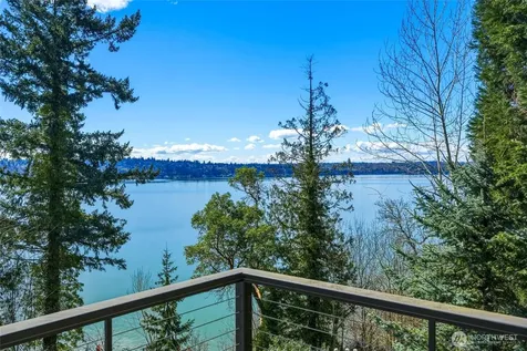 8449 W Mercer Way Mercer Island WA 98040
