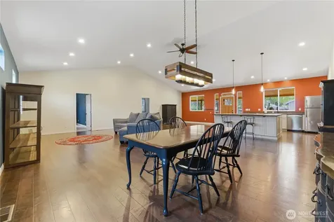 5119 Regan Road Cashmere WA 98815