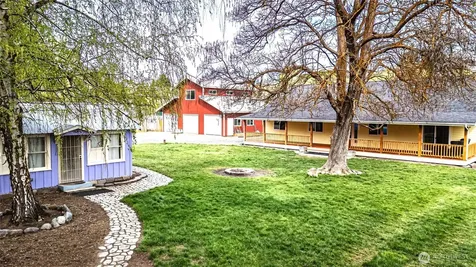 5119 Regan Road Cashmere WA 98815